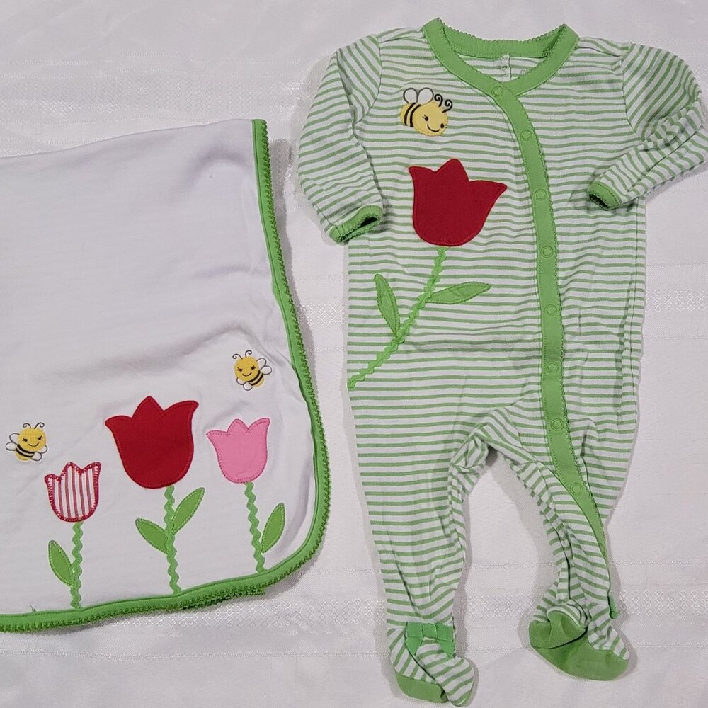 Gymboree Too Cute Tulip Used Blanket & 3-6 month sleeper set. Mixed Bin Z33